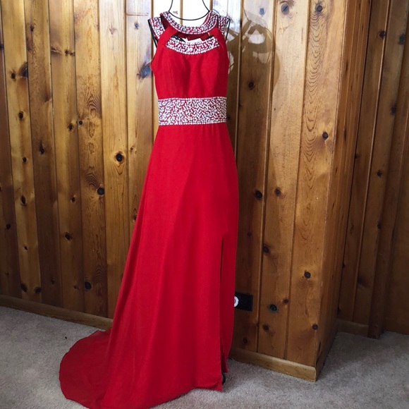 A line red haltered keyhole beaded ruched chiffon prom dress with slit XS/2 - Picture 5 of 17